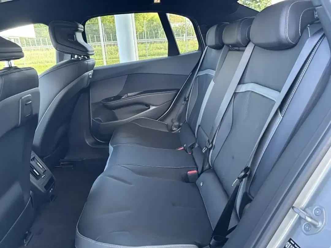 BMW i3 xDrive M - Thumbnail 10
