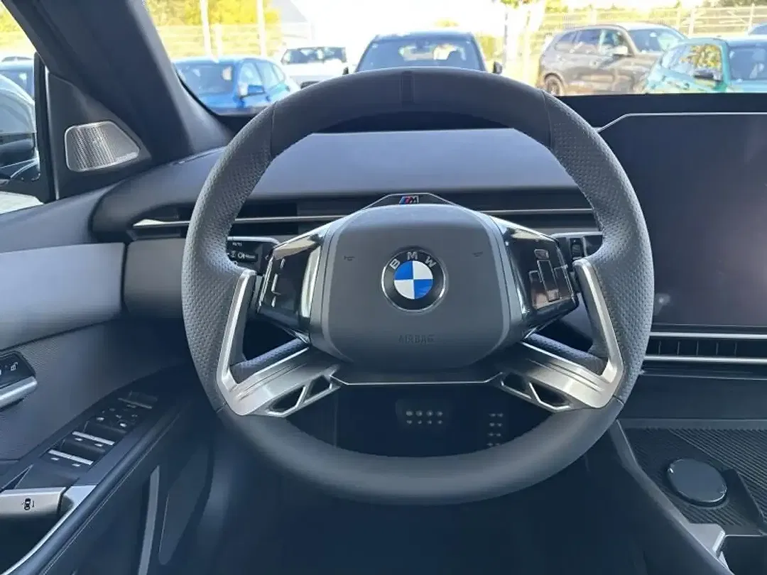 BMW i3 xDrive M - Thumbnail 8