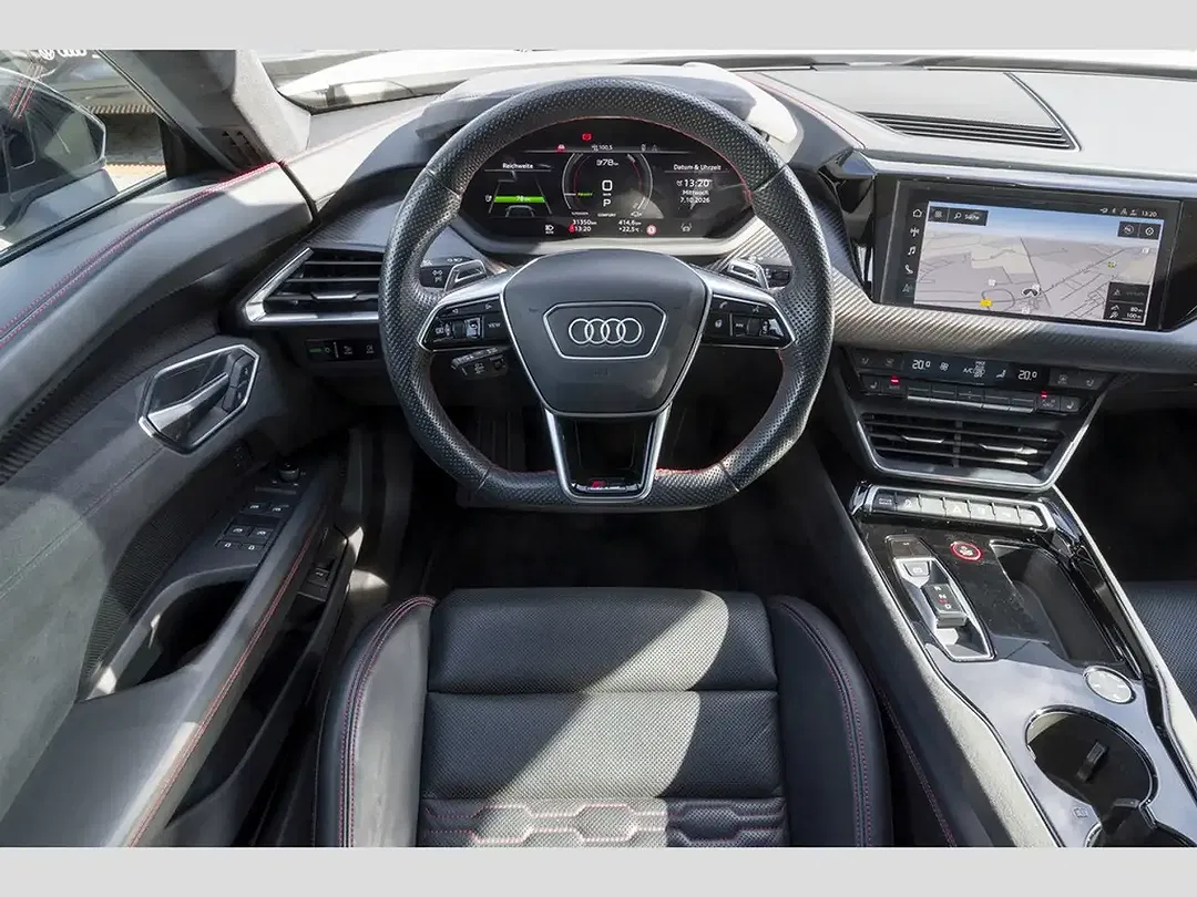 Audi RS e-tron GT quattro Matrix LED design - Thumbnail 12