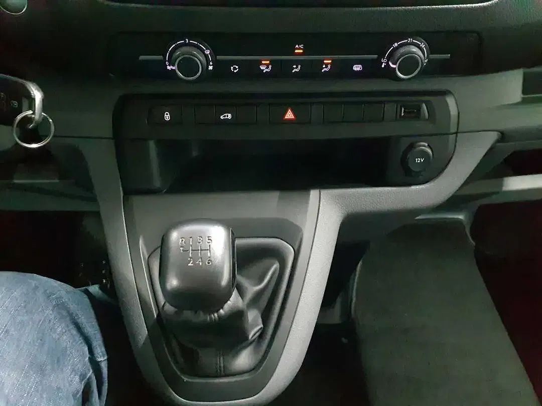 Opel Vivaro Cargo Edition - Thumbnail 10