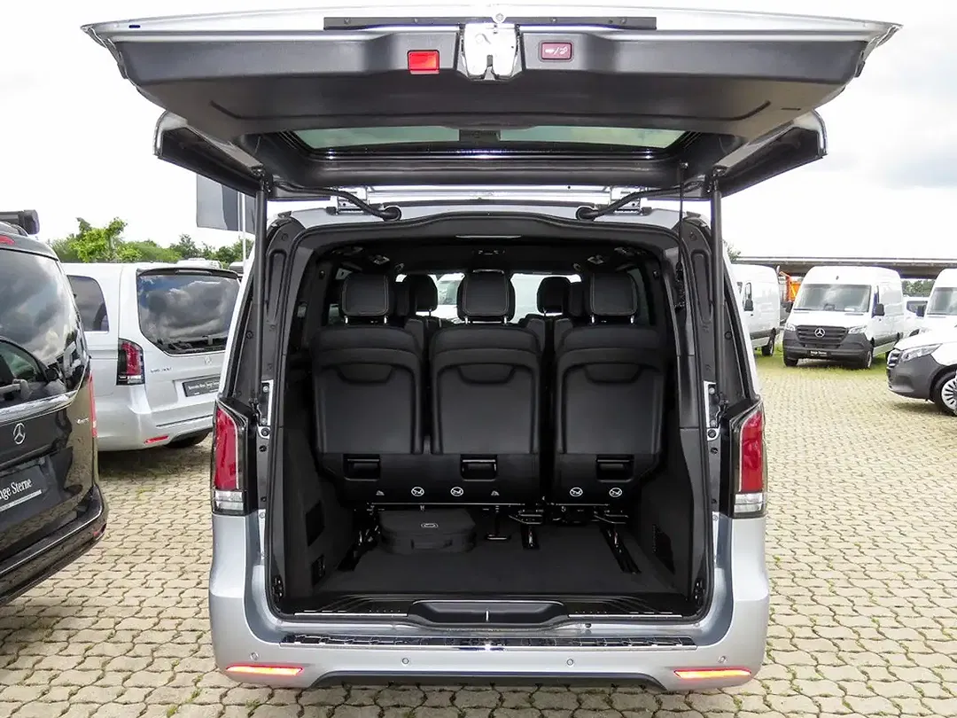 Mercedes-Benz EQV 300 AIRMATIC Avantgarde - foto 14