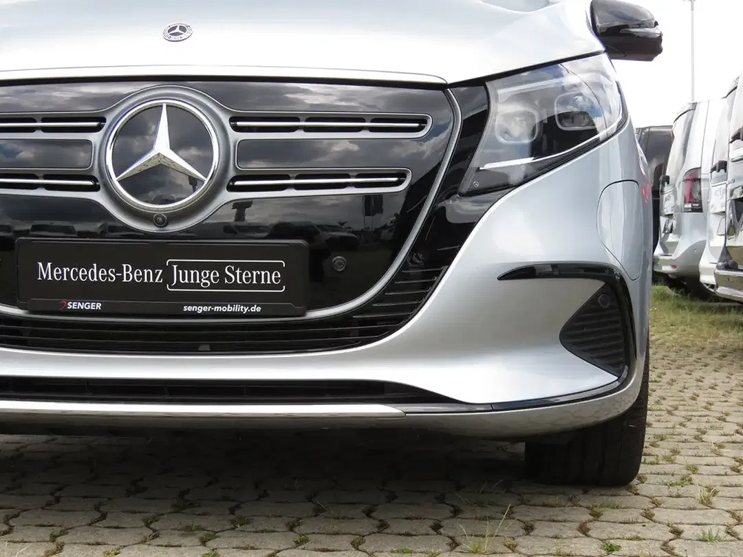 Mercedes-Benz EQV 300 AIRMATIC Avantgarde - Thumbnail 6