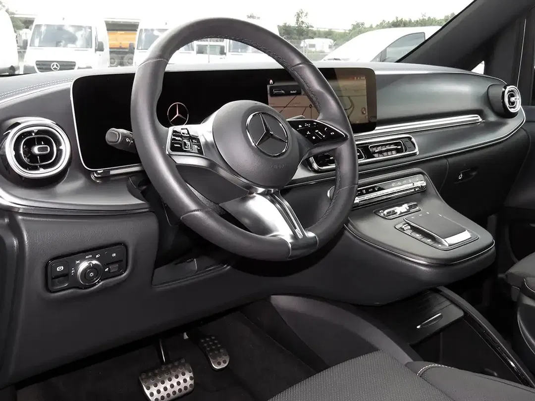 Mercedes-Benz EQV 300 AIRMATIC Avantgarde - Thumbnail 7