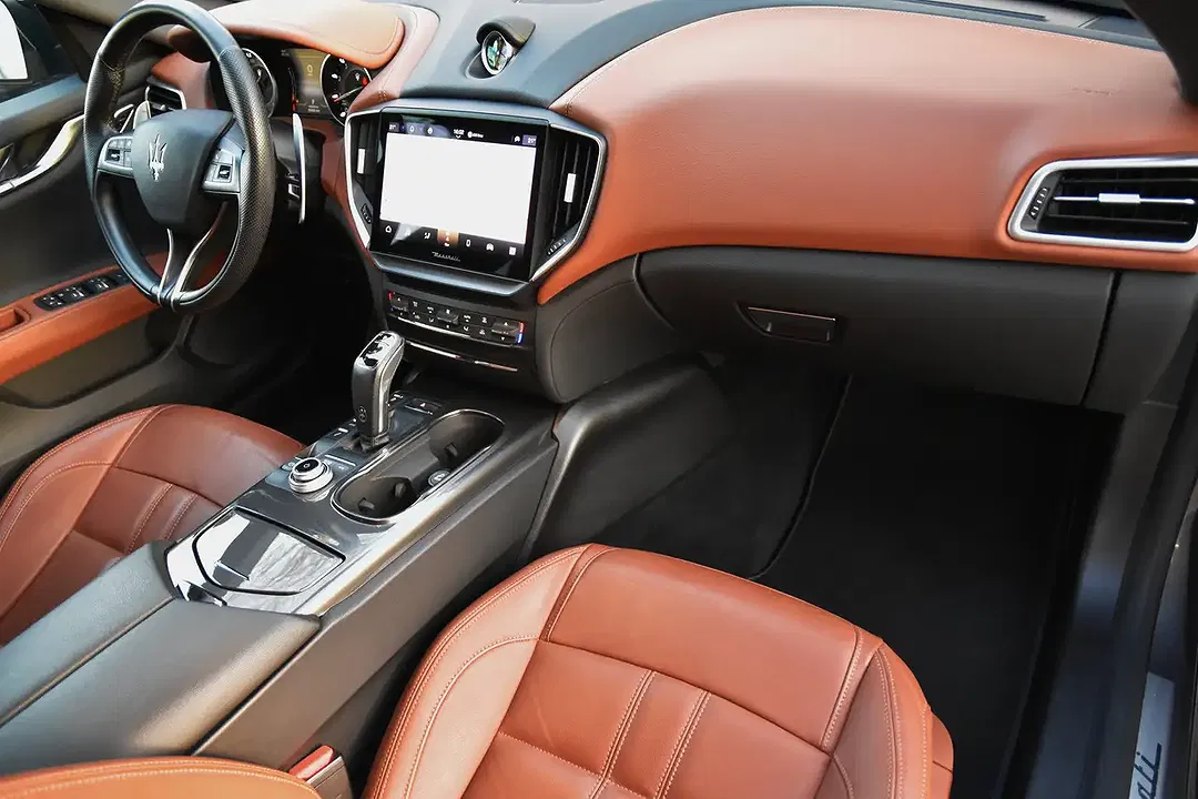 Maserati Ghibli S Modena - Thumbnail 13