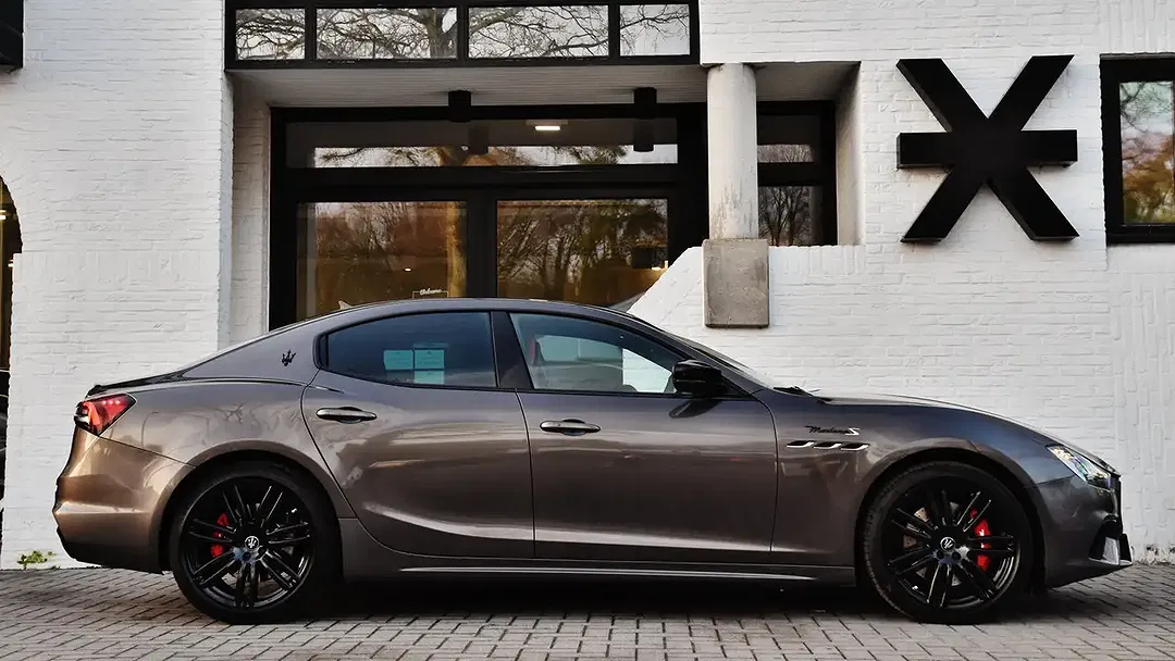 Maserati Ghibli S Modena - Thumbnail 3