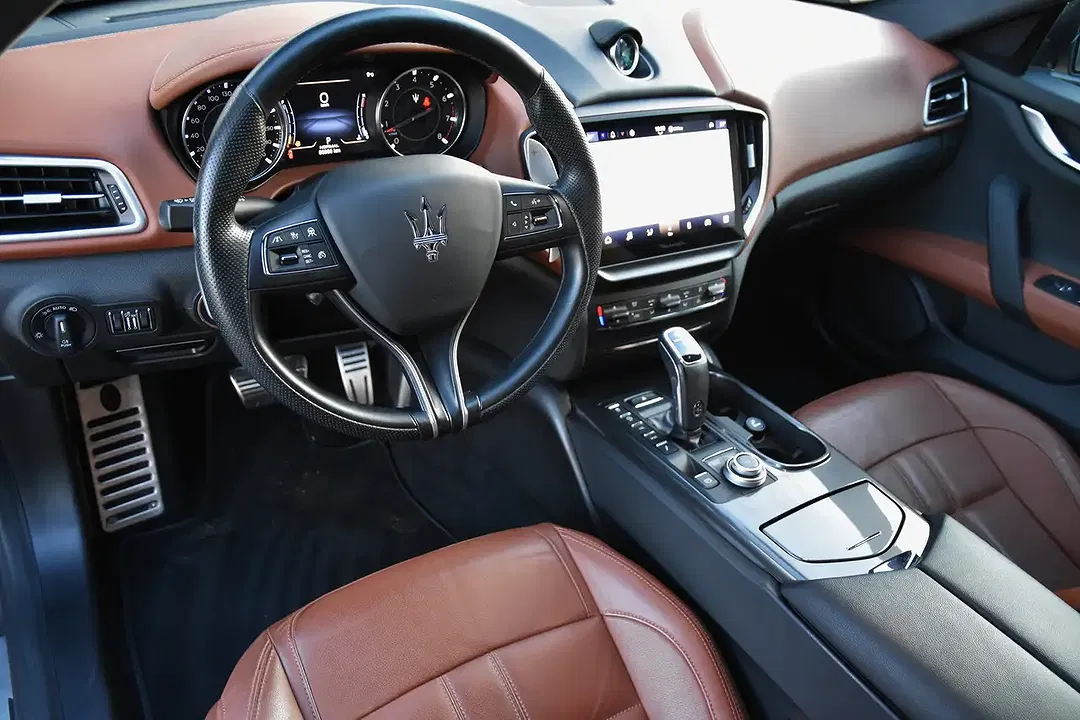 Maserati Ghibli S Modena - Thumbnail 4