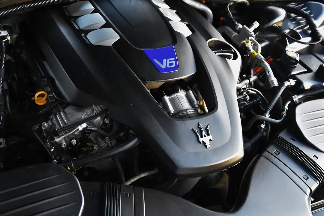 Maserati Ghibli S Modena - Thumbnail 6