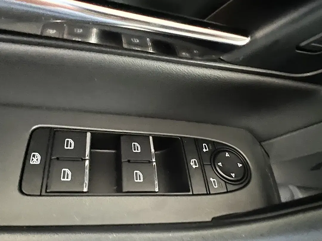 Mazda CX-80 2.5 PHEV Homura Plus - Thumbnail 10