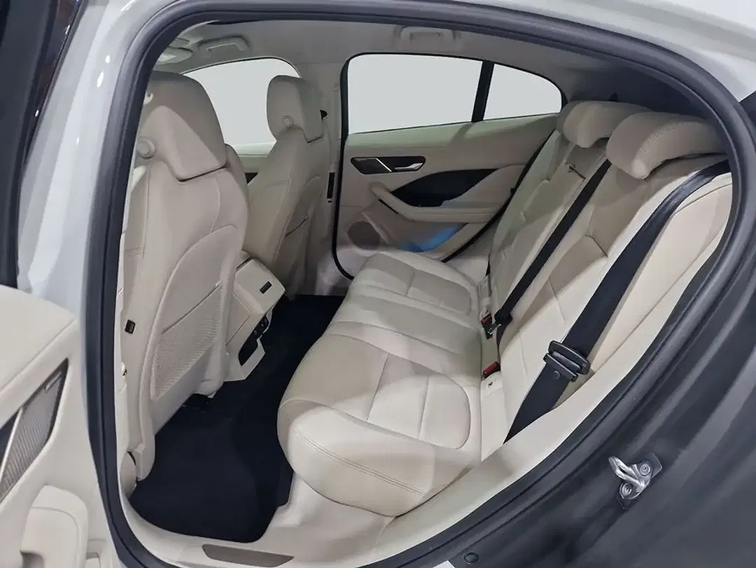 Jaguar I-Pace EV400 4x4 S - Thumbnail 5