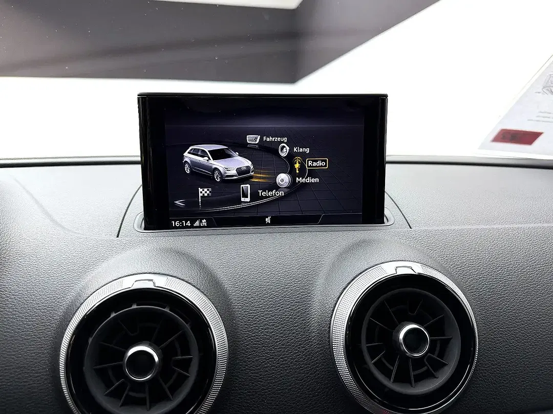 Audi RS3 2.5 TFSI quattro Sportback - Thumbnail 18