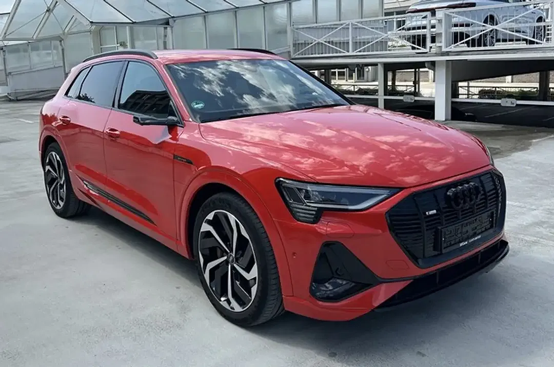 Audi e-tron 55 quattro S line - Thumbnail 4