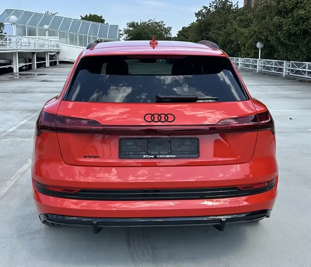 Audi e-tron 55 quattro S line - Thumbnail 8