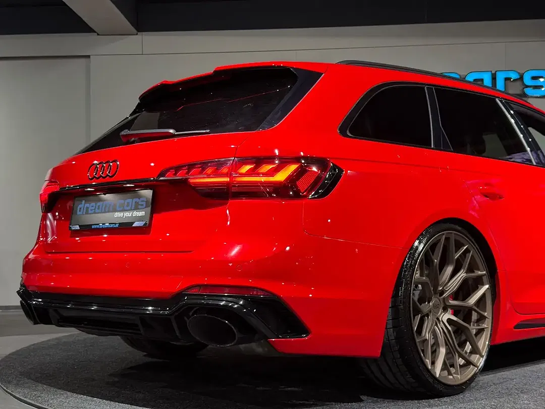 Audi RS4 TFSI tiptronic Matrix LED Avant - Thumbnail 12