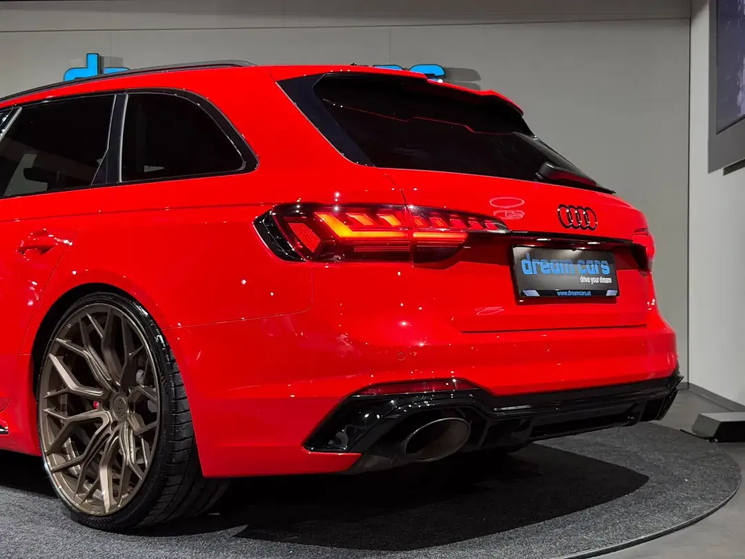 Audi RS4 TFSI tiptronic Matrix LED Avant - Thumbnail 13