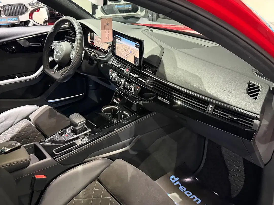 Audi RS4 TFSI tiptronic Matrix LED Avant - Thumbnail 31