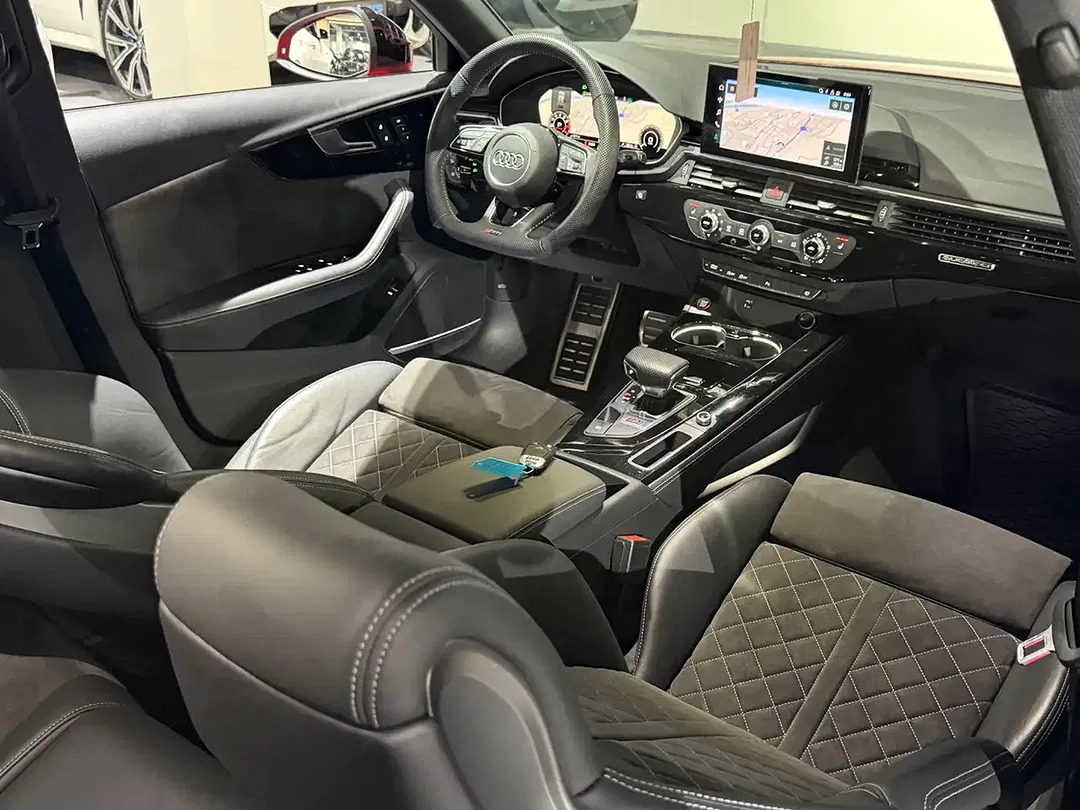 Audi RS4 TFSI tiptronic Matrix LED Avant - Thumbnail 42