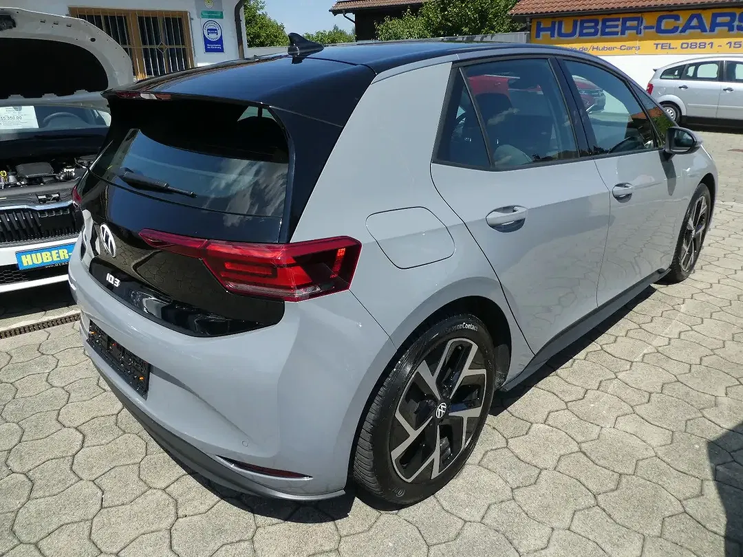 Volkswagen ID.3 Pro - Thumbnail 5