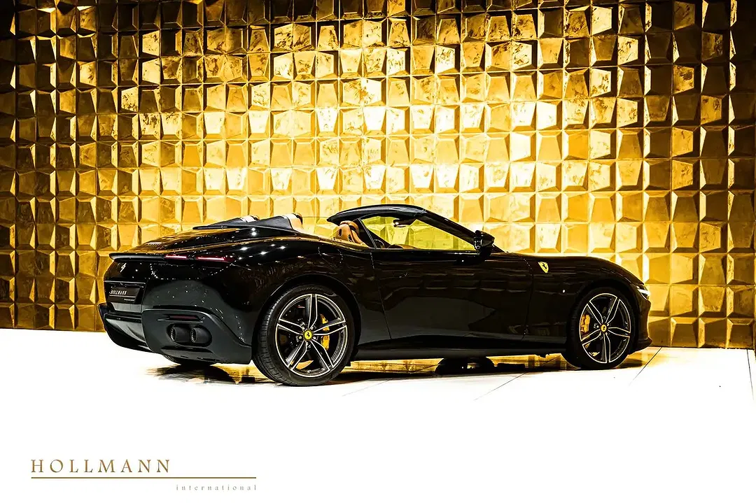 Ferrari Roma Spider - foto 2
