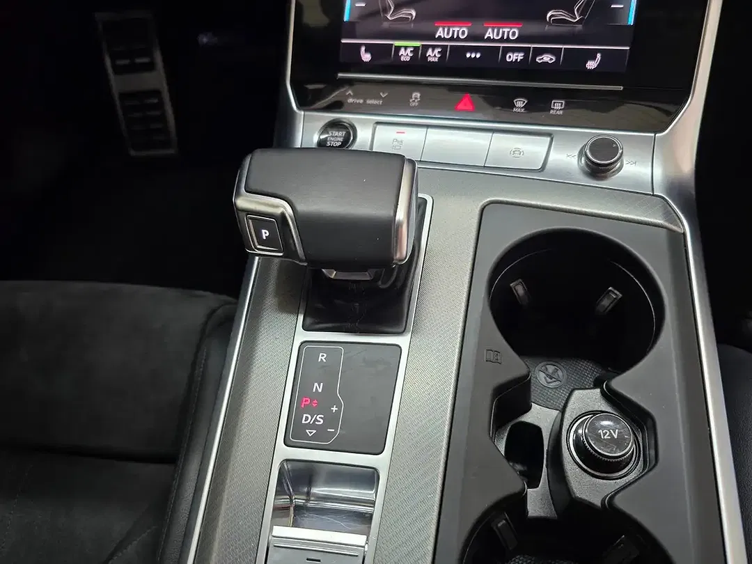 Audi A6 35 TDI Avant sport - Thumbnail 11