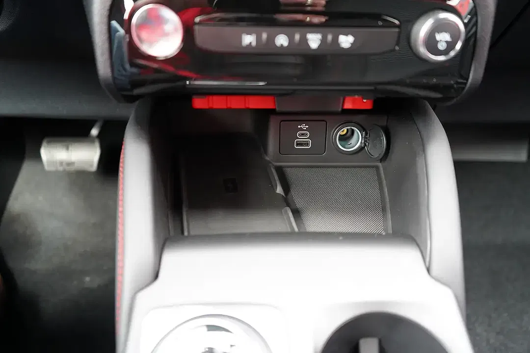 Ford Kuga 1.5 EcoBoost AUT ST-Line - Thumbnail 14