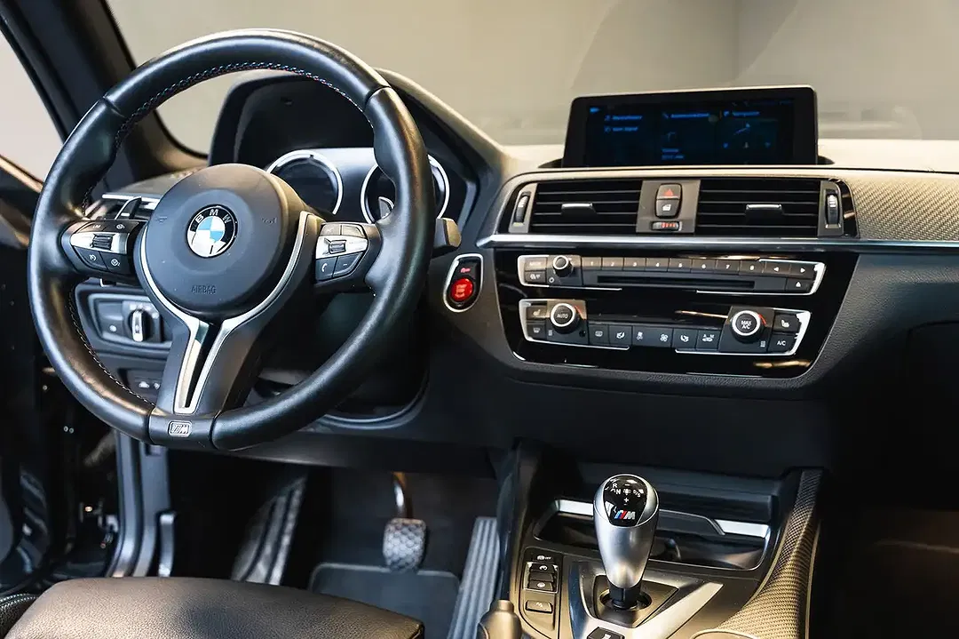 BMW M2 Competition - Thumbnail 5
