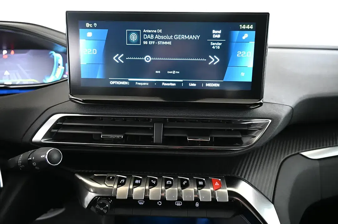 Peugeot 3008 180 e-EAT8 PHEV Allure Pack - Thumbnail 20