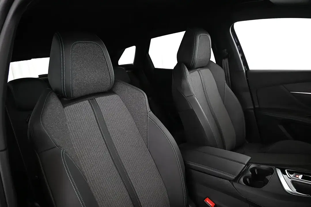Peugeot 3008 180 e-EAT8 PHEV Allure Pack - Thumbnail 26