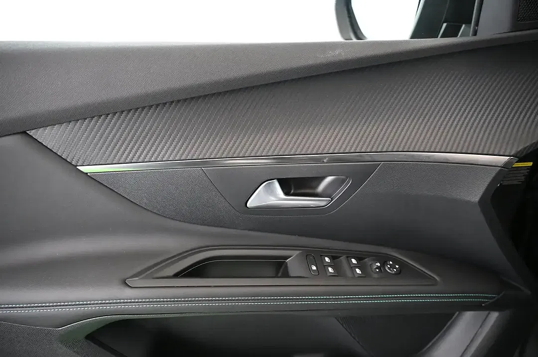 Peugeot 3008 180 e-EAT8 PHEV Allure Pack - Thumbnail 28