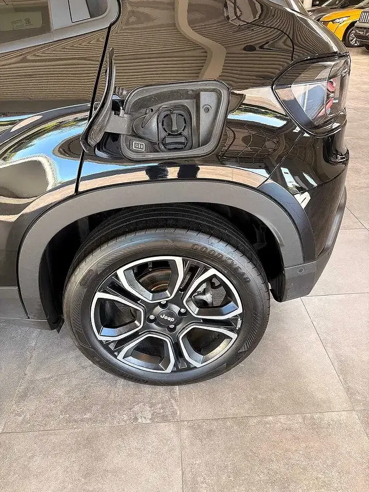 Jeep Avenger Summit - foto 15