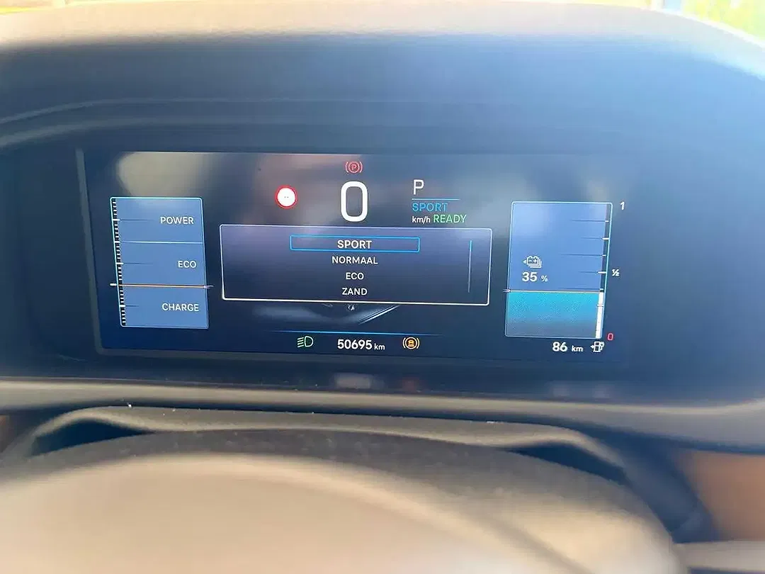 Jeep Avenger Summit - Thumbnail 8