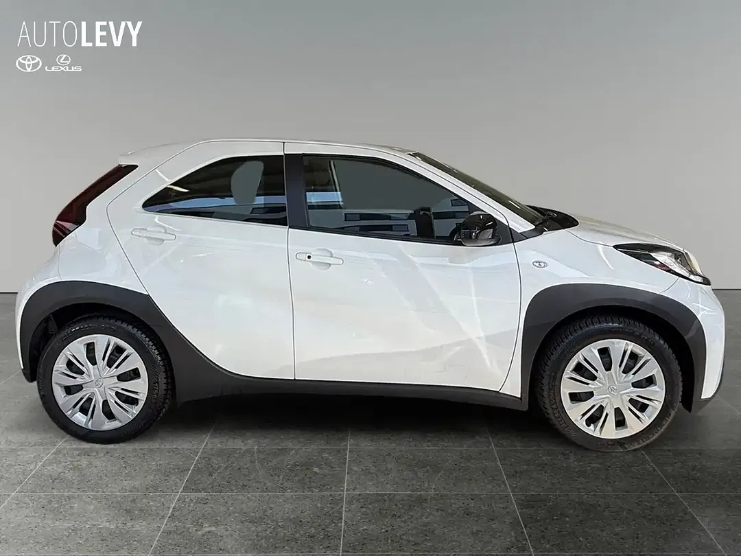 Toyota Aygo - Thumbnail 7