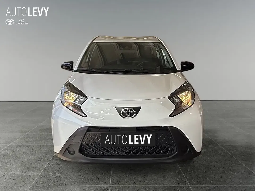 Toyota Aygo - Thumbnail 9