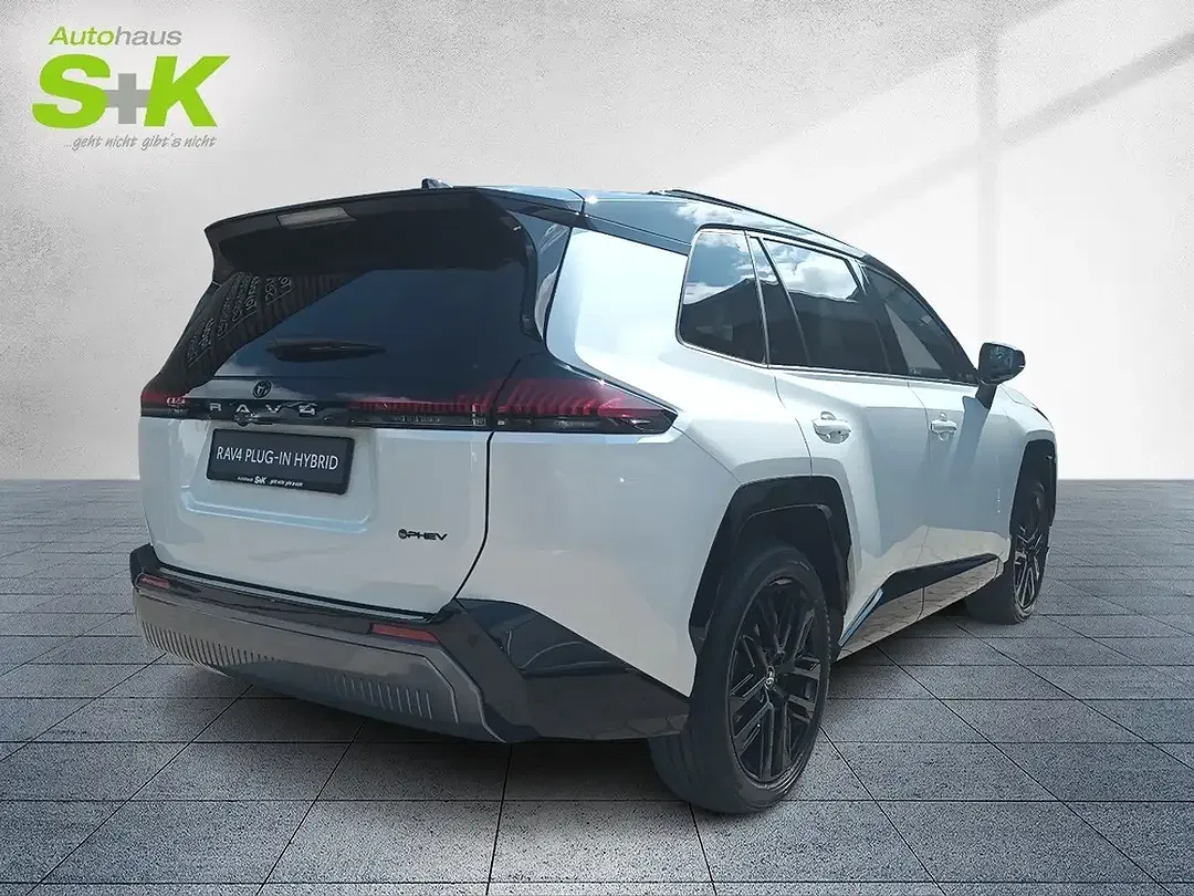 Toyota RAV 4 PHEV Style - Thumbnail 3