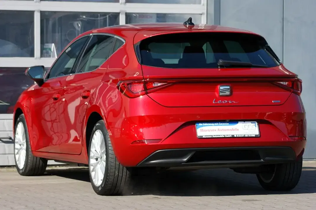 SEAT Leon 1.4 PHEV DSG Xcellence - Thumbnail 3