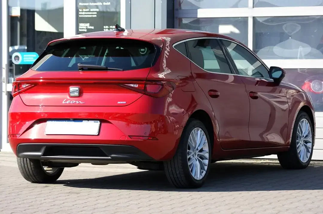 SEAT Leon 1.4 PHEV DSG Xcellence - Thumbnail 4