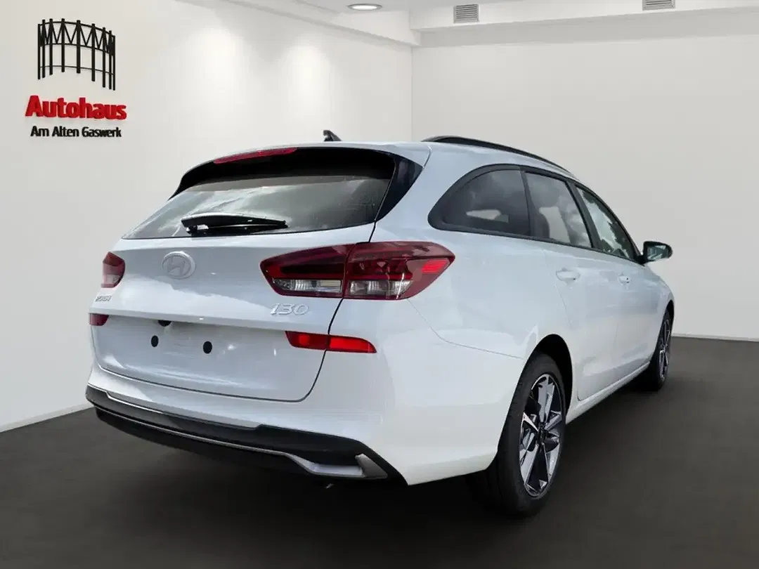 Hyundai i30 cw Advantage+ - Thumbnail 3
