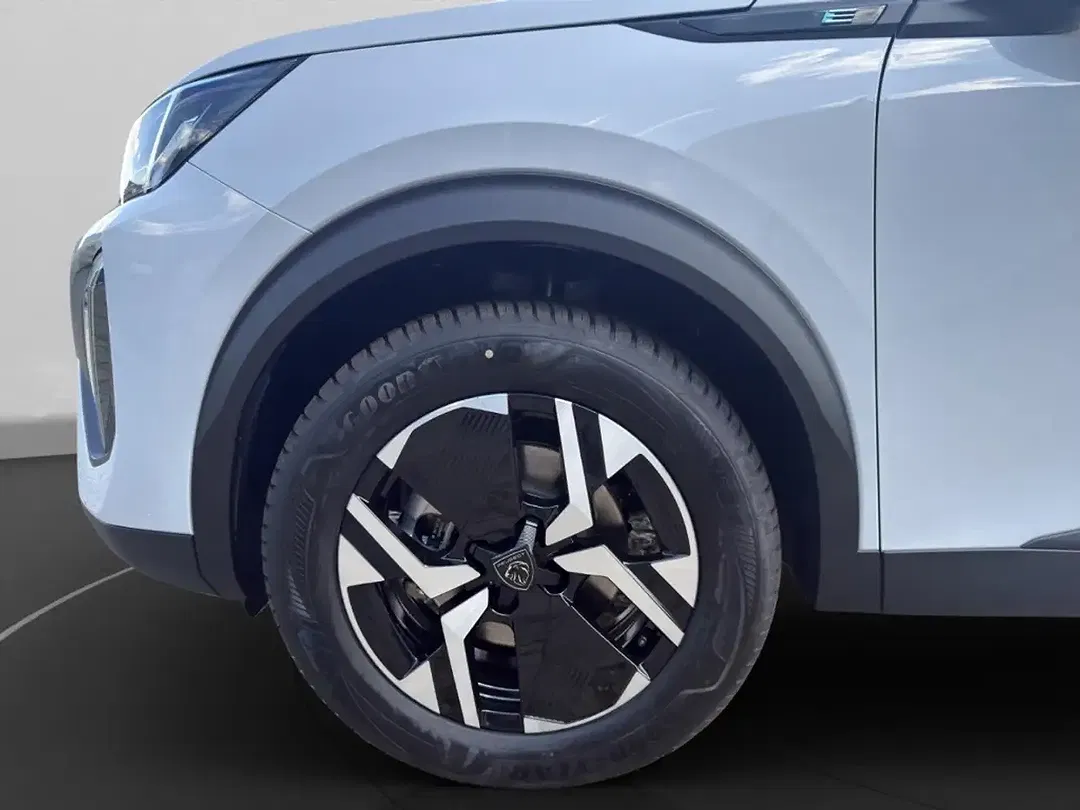 Peugeot 2008 Business - Thumbnail 9
