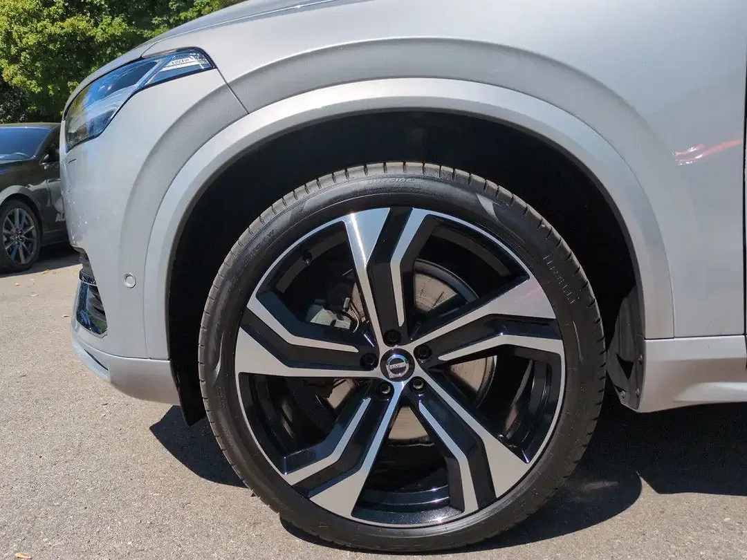 Volvo XC90 B5 AUT AWD Plus Bright - Thumbnail 19
