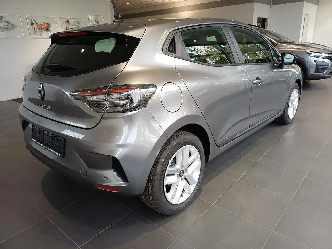 Renault Clio TCe Evolution - Thumbnail 4