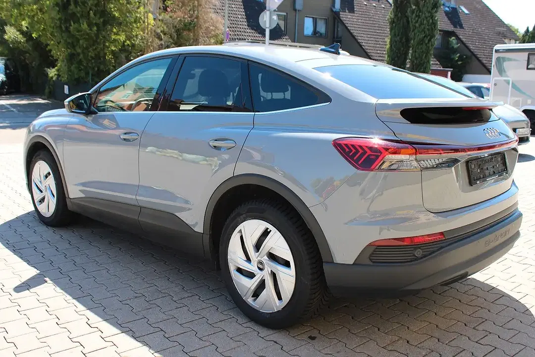 Audi Q4 e-tron 35 Sportback - Thumbnail 4