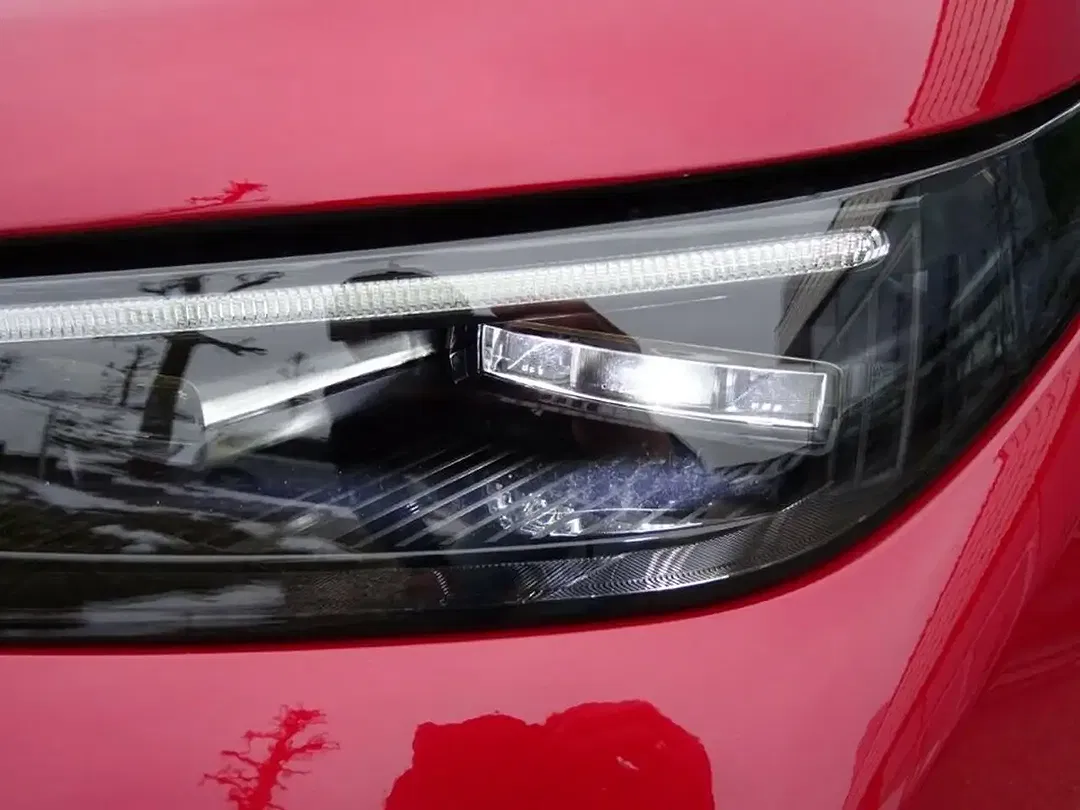 Citroen C5 Aircross EAT8 PHEV Max - Thumbnail 9