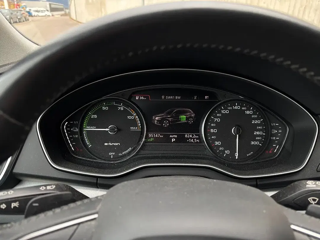 Audi Q5 50 TFSI e quattro sport - Thumbnail 11