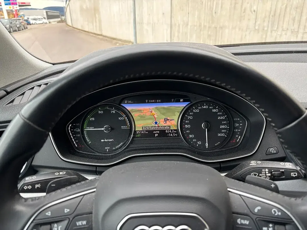 Audi Q5 50 TFSI e quattro sport - Thumbnail 12