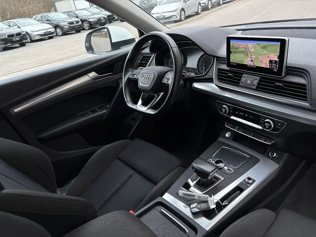 Audi Q5 50 TFSI e quattro sport - Thumbnail 4