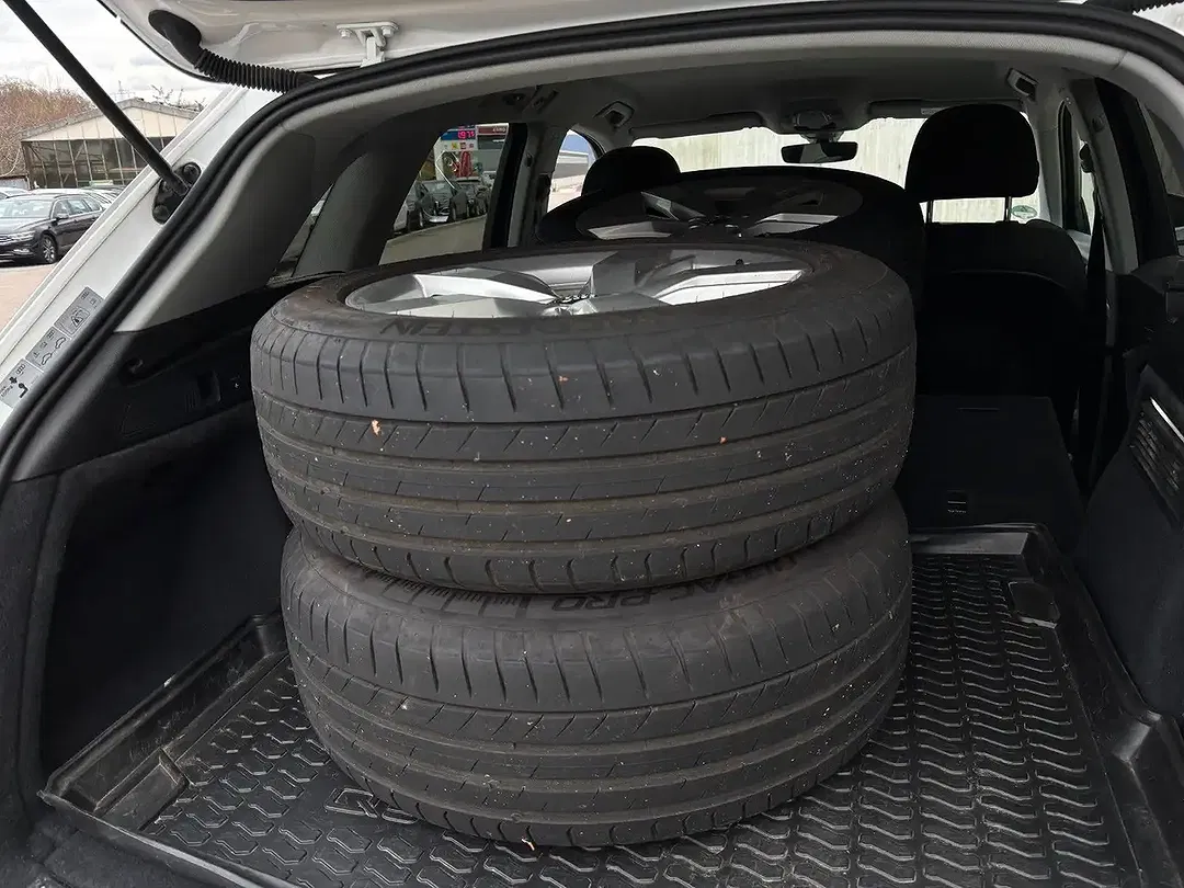 Audi Q5 50 TFSI e quattro sport - Thumbnail 6