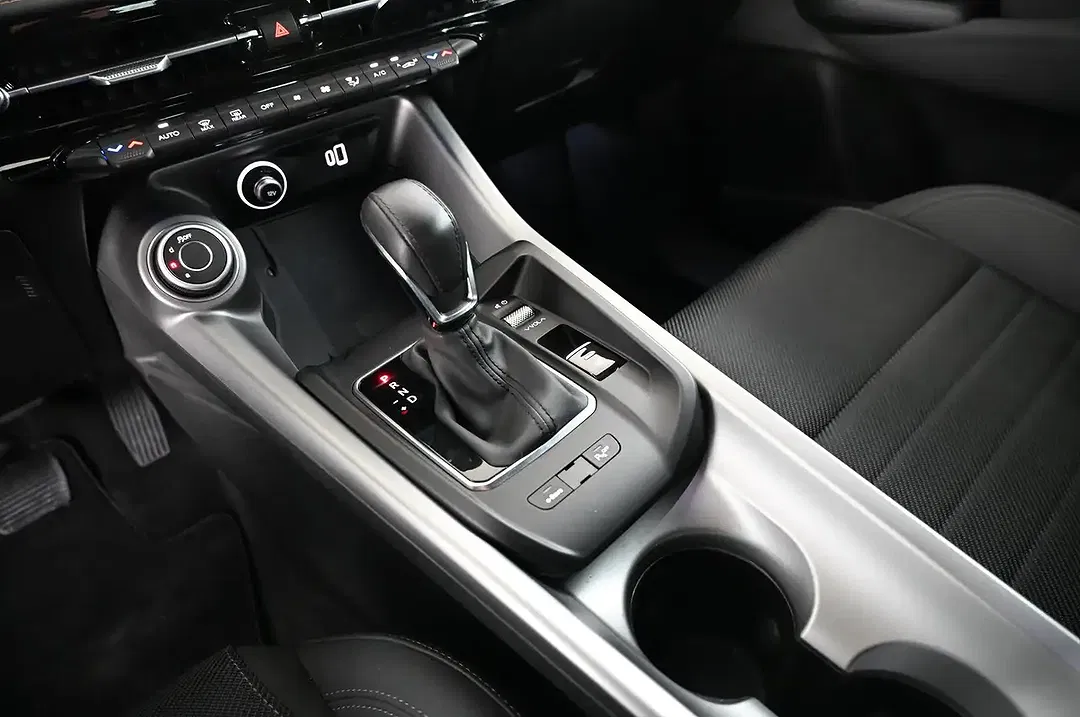 Alfa Romeo Tonale 1.3 PHEV Q4 Ti - Thumbnail 14