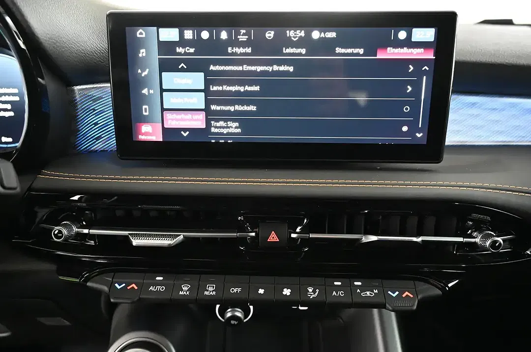 Alfa Romeo Tonale 1.3 PHEV Q4 Ti - Thumbnail 16