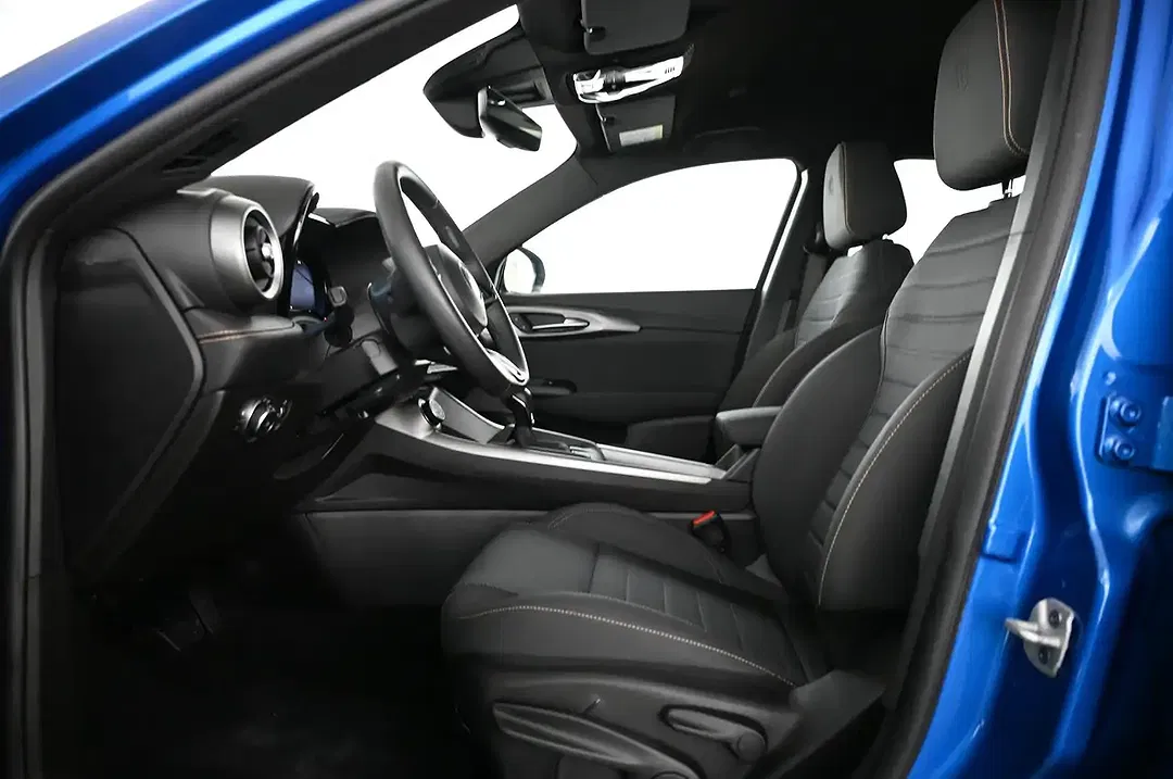 Alfa Romeo Tonale 1.3 PHEV Q4 Ti - Thumbnail 27