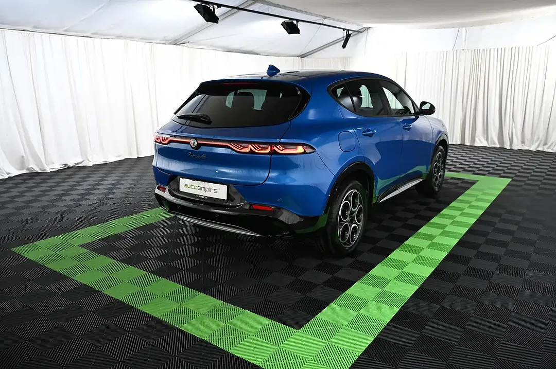 Alfa Romeo Tonale 1.3 PHEV Q4 Ti - Thumbnail 5