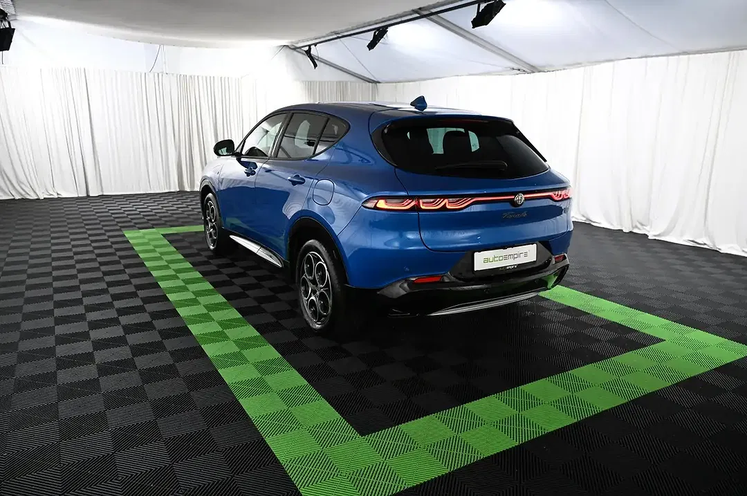 Alfa Romeo Tonale 1.3 PHEV Q4 Ti - Thumbnail 6